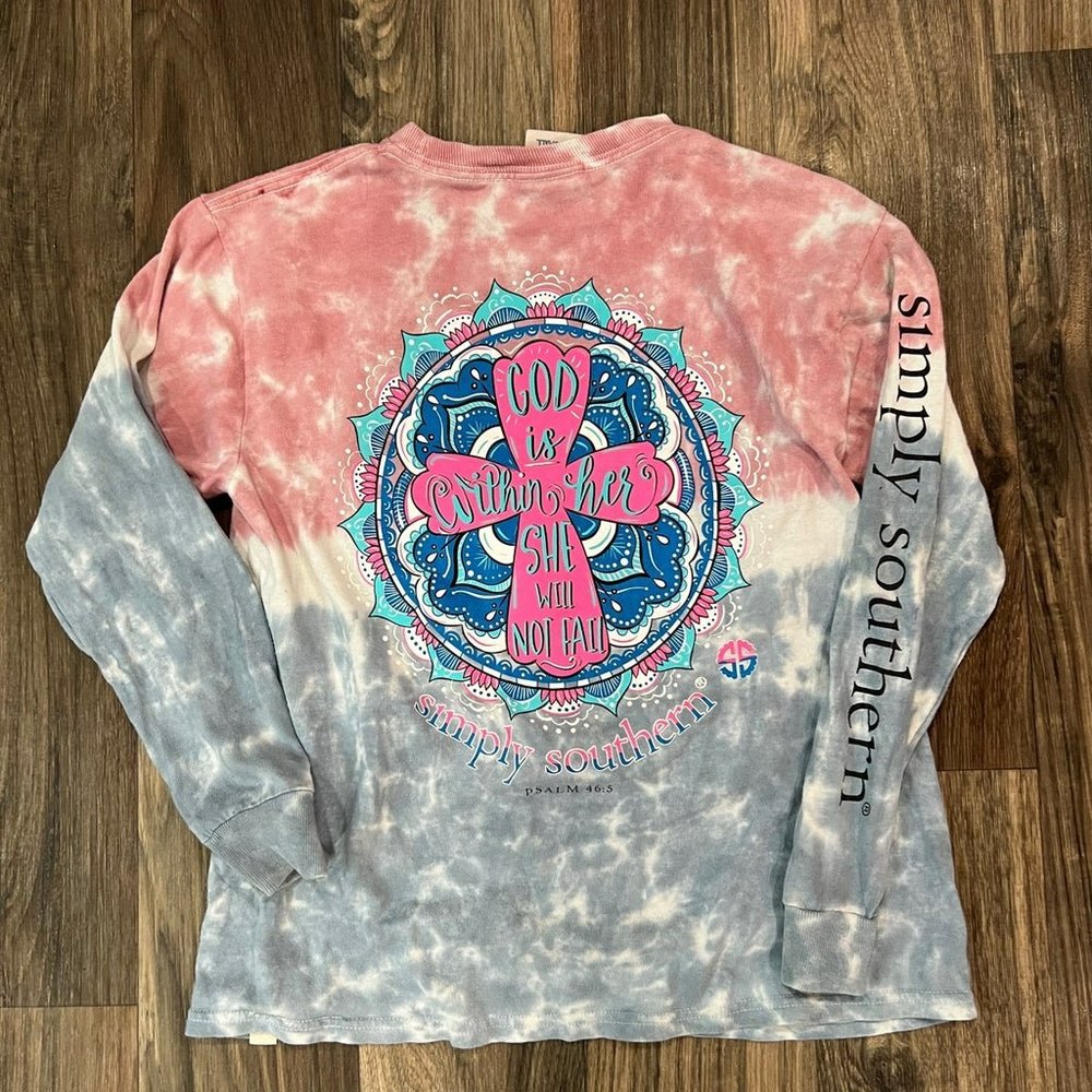 Simply Southern girls size small shirt